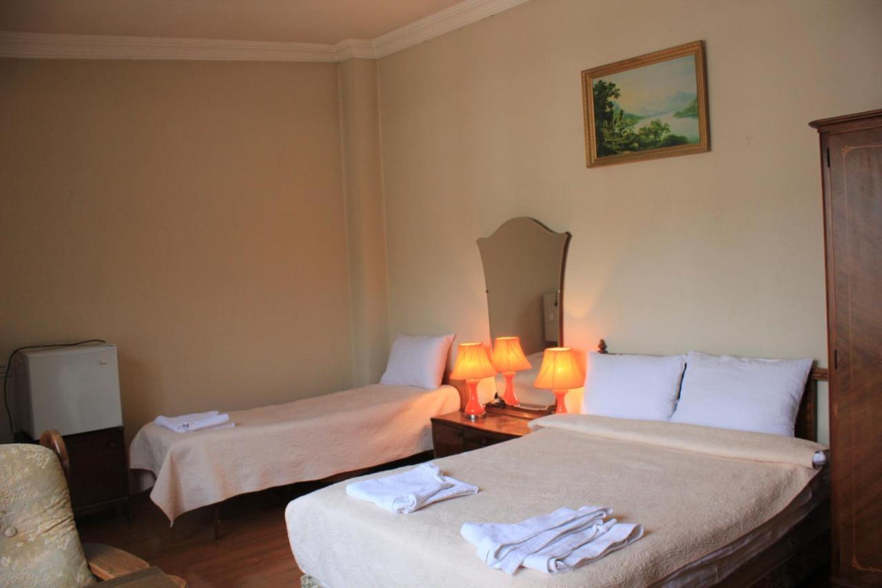 Valiko Hotell Tbilisi Exteriör bild